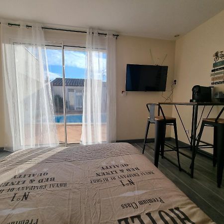 Chambre Avec Piscine Partagee Marcorignan Bagian luar foto