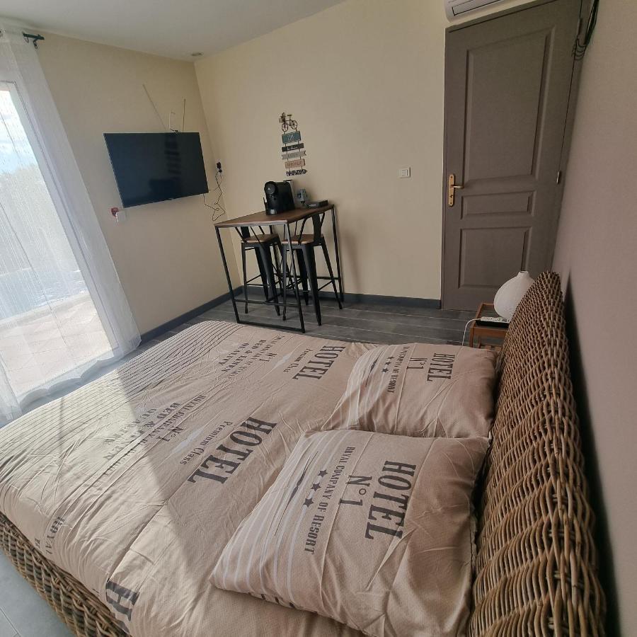 Chambre Avec Piscine Partagee Marcorignan Bagian luar foto